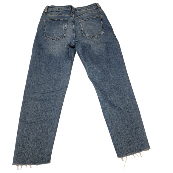 New Look Tori Mom Distressed Crop Jeans - Picture 2 of 10